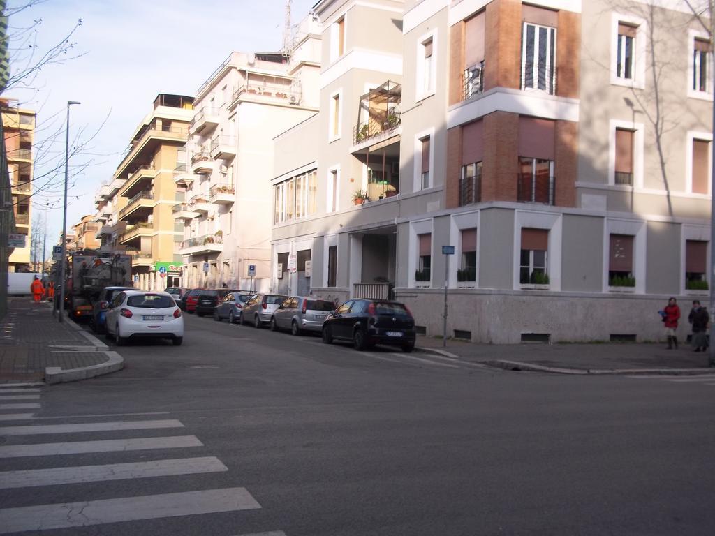 Il Sole Di Ostia Apartment Bagian luar foto